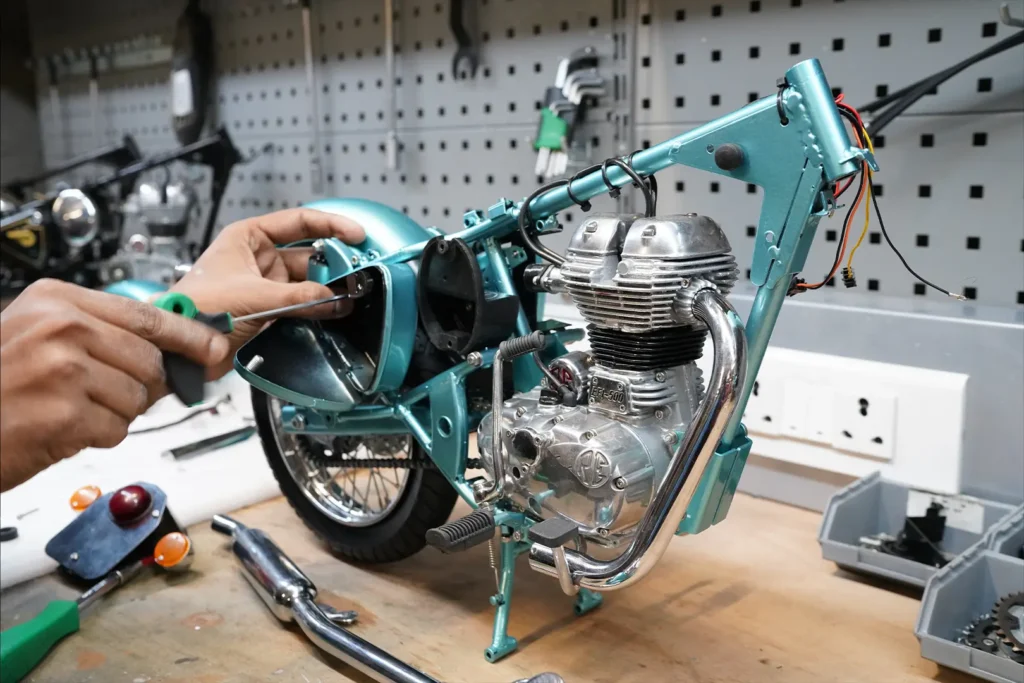 Limited Edition Classic Scale Model 4