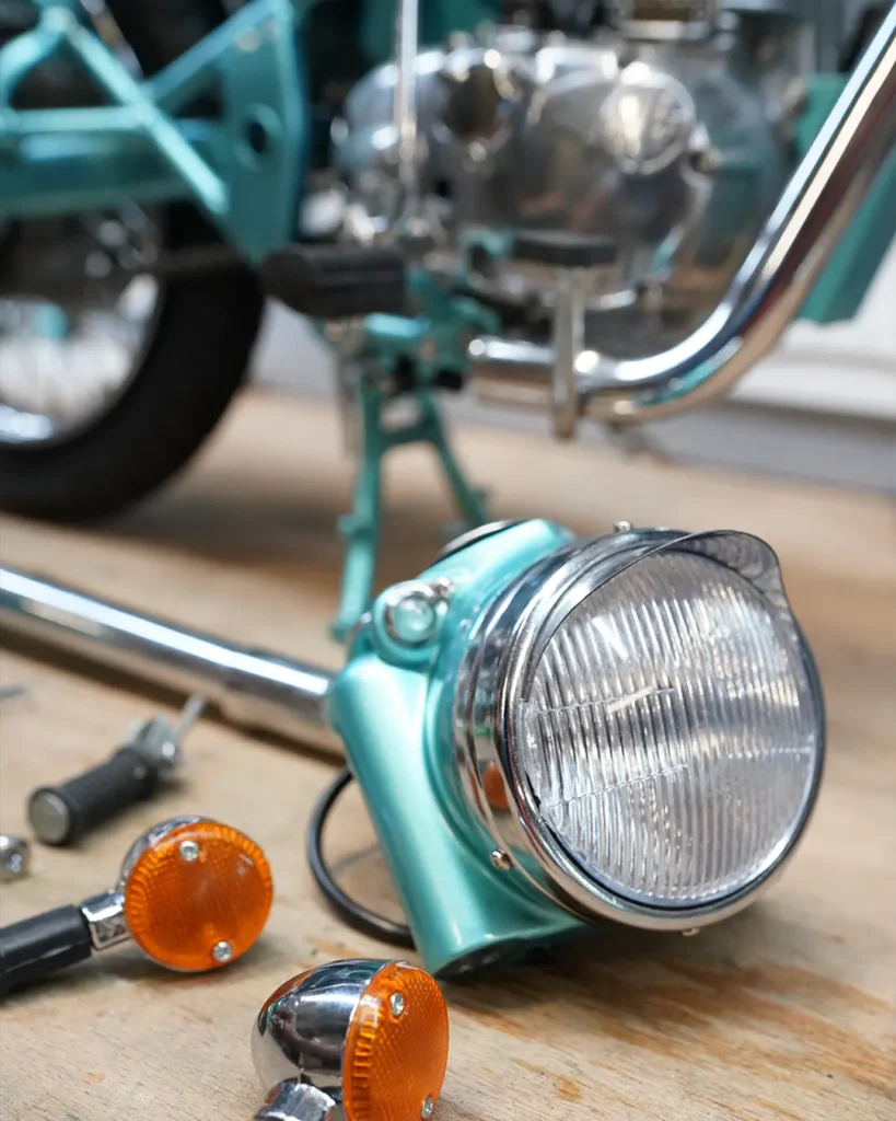 Limited Edition Classic Scale Model 7